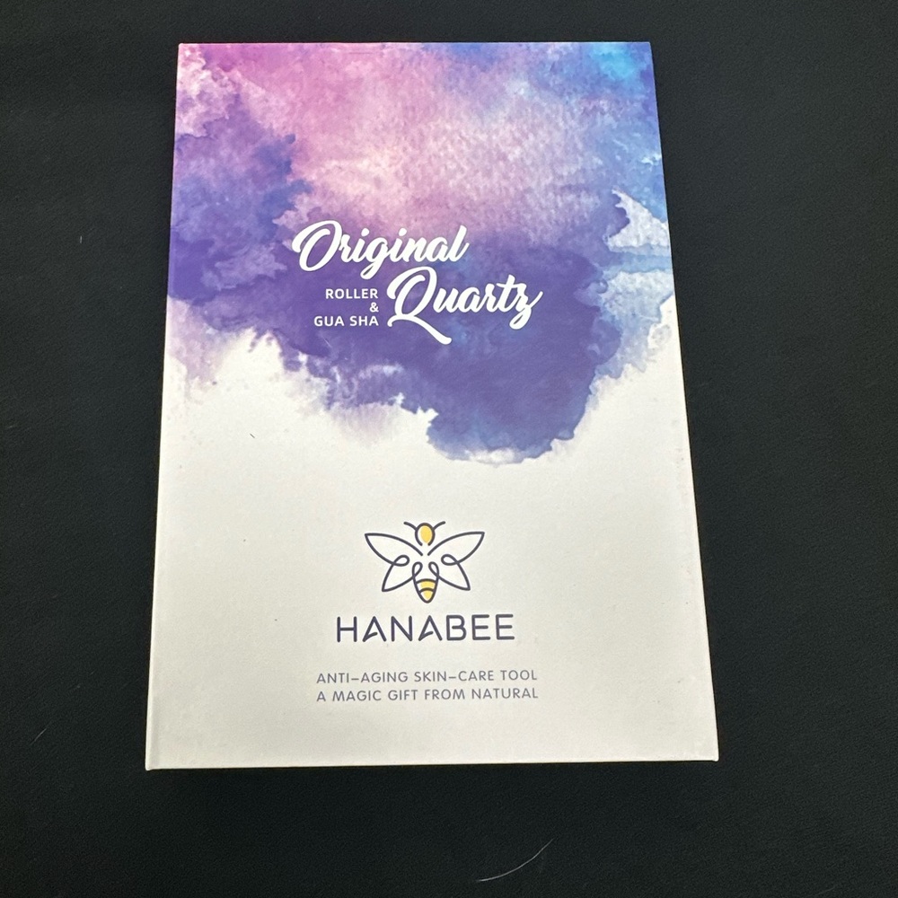Hanabee Original Quartz Roller and Gua Sha